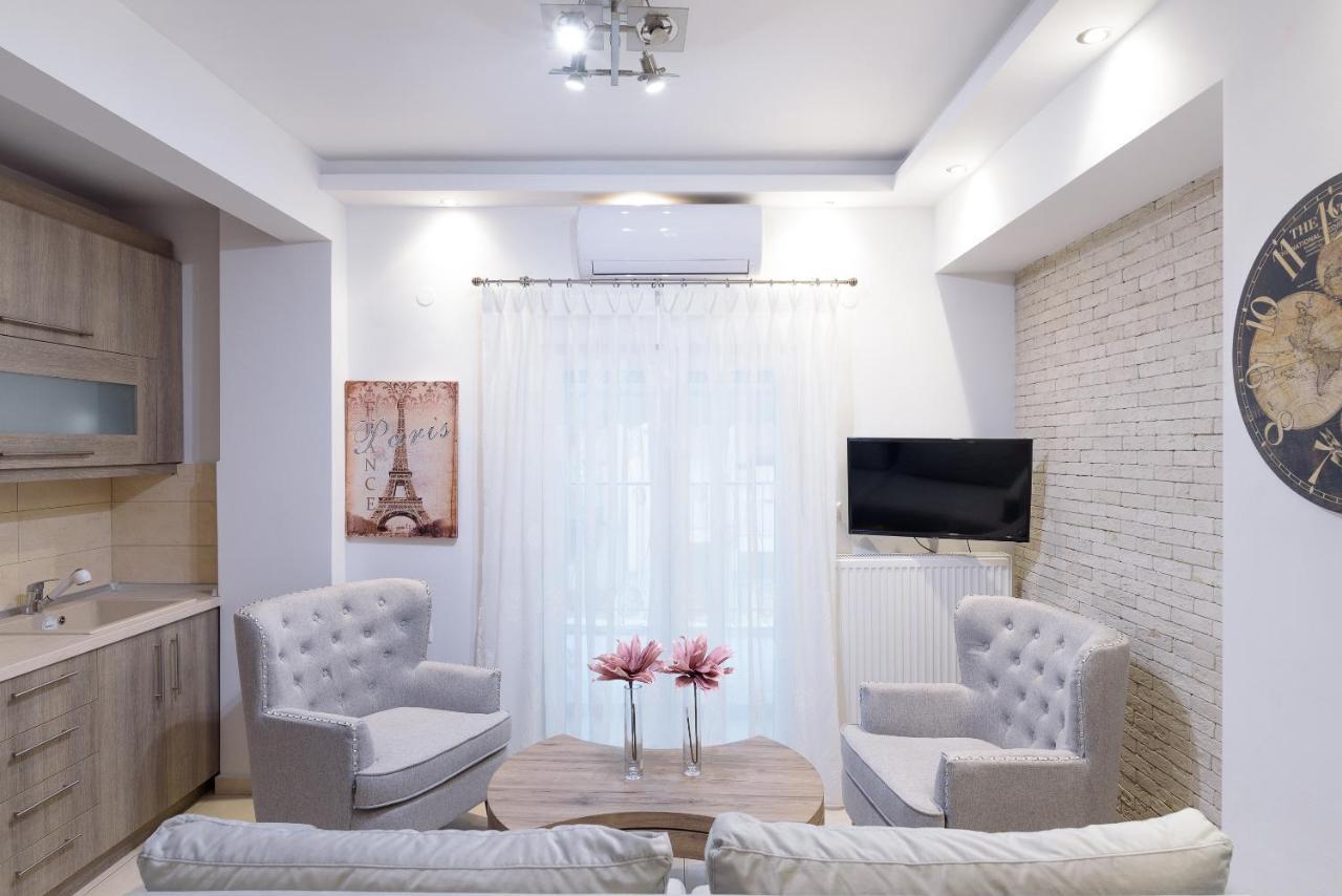 Lassani Cozy And Quiet, 2 Bedroom Apartm With Spacious Balcony เทสซาโลนิกิ ภายนอก รูปภาพ